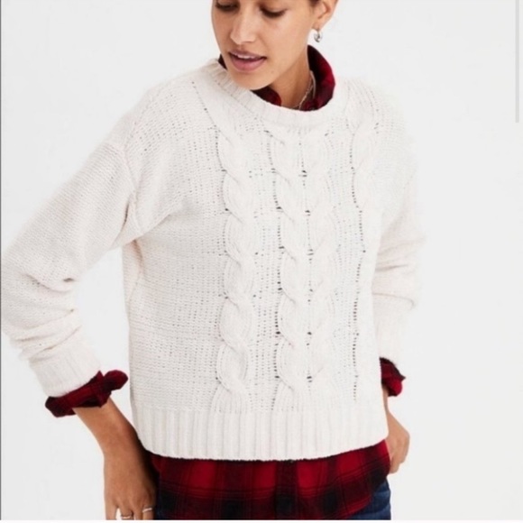 AEO - Boxy and Cropped Cable Knit Sweater - Cream - Picture 1 of 7